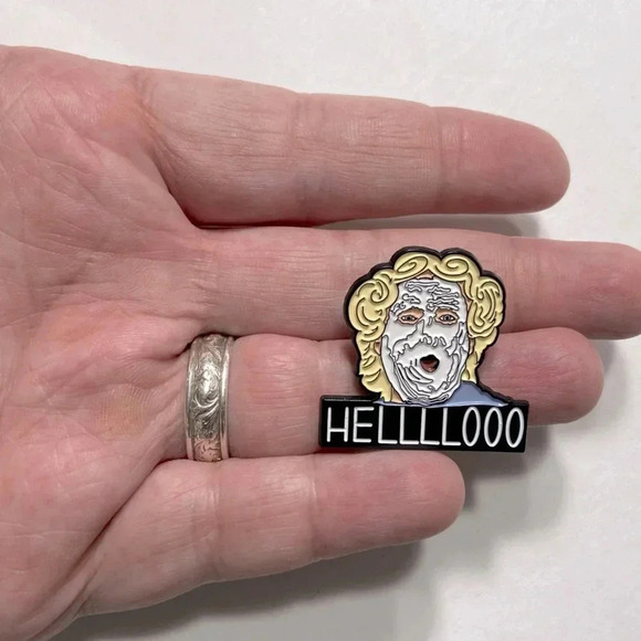 Mrs. Doubtfire - Euphegenia Doubtfire’s Nightly Meringue Mask HELLLLOOO Pin - 🤭 - Picture 4 of 5